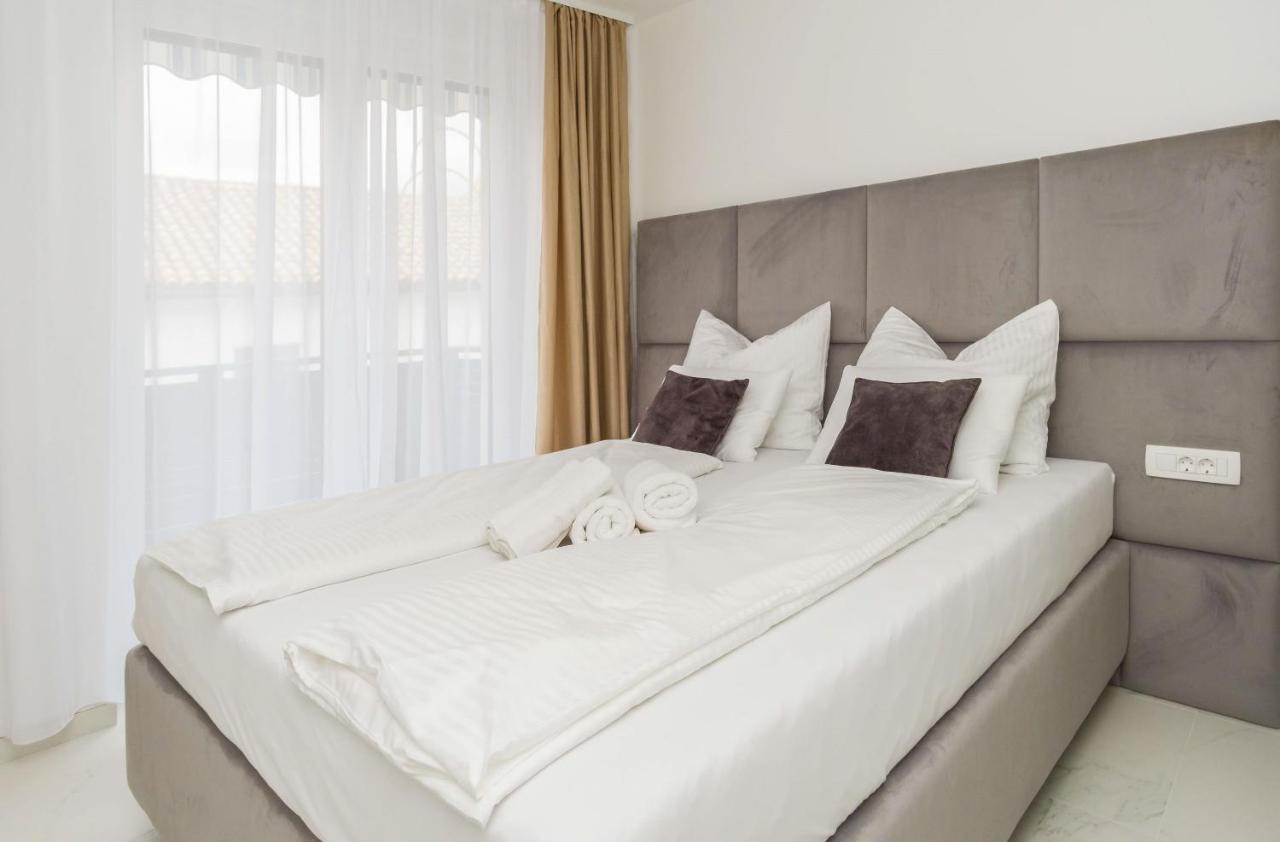 Apartmani Simi - The Sun Crikvenica Exterior foto